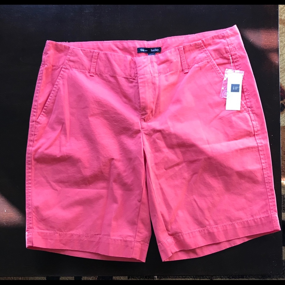 NWT Gap “Hadley” Salmon Shorts